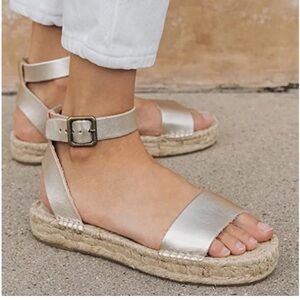 SOLUDOS Silver leather espadrille sandals